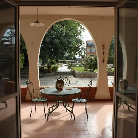 Porta A Mare Bed & Breakfast Vittoria